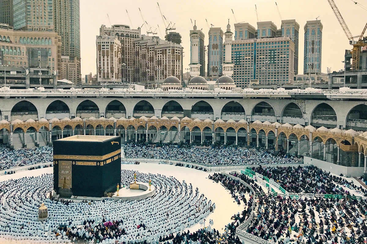 خدمات العمرة والزيارة
